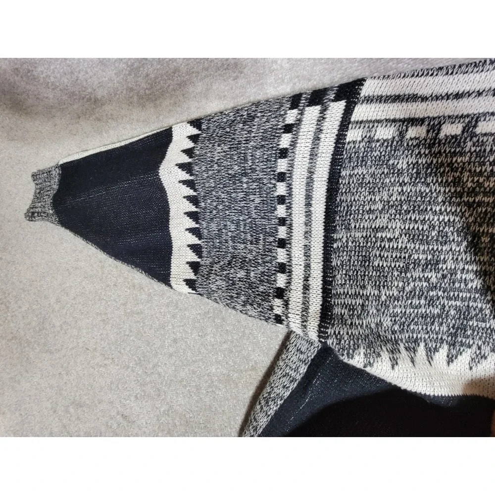 Vintage Marquis Sweater Mens Size 2X Black White Acrylic Drop Shoulder Crew Neck